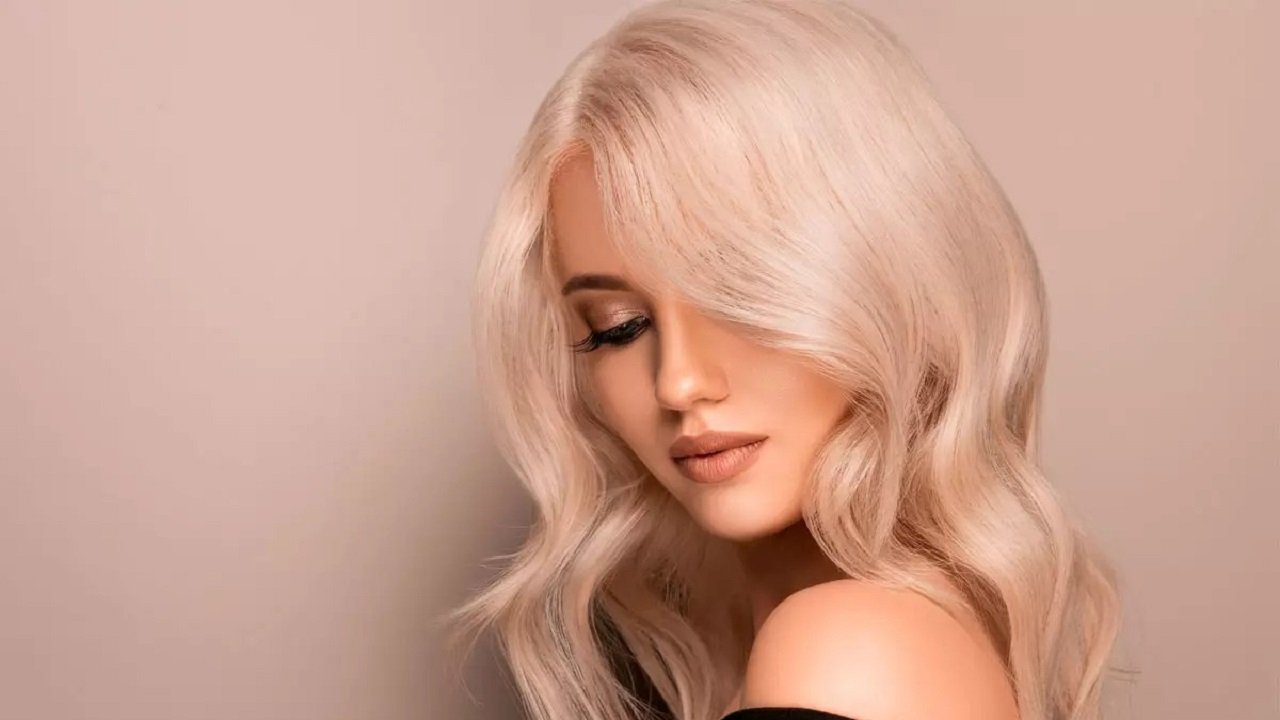 Experiment with Different Blonde Shades: Try a New Look with Your Wig