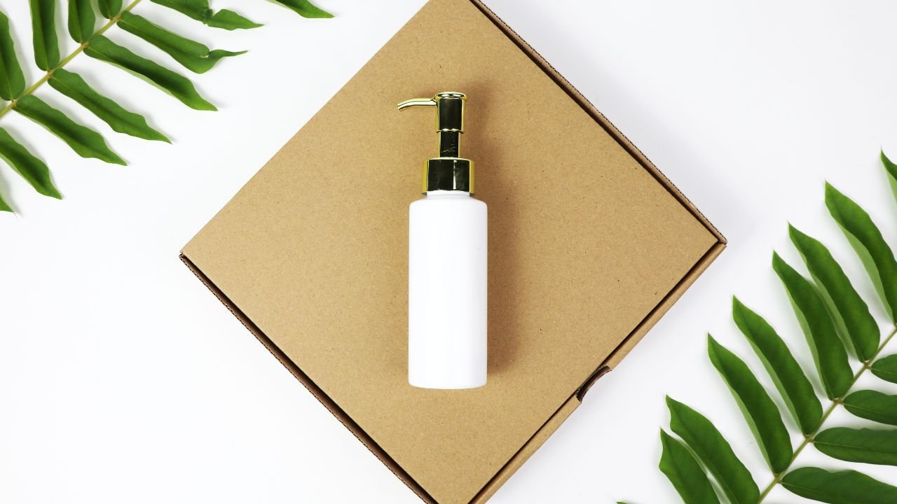 What Kinds of Containers Does UKPACK Provide for Beauty Products?